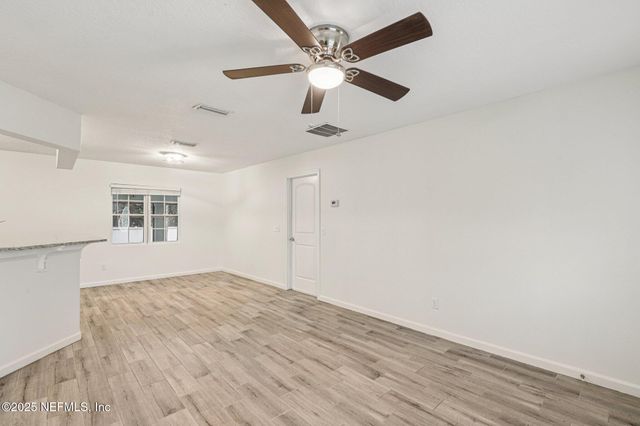 2574 LOFBERG Drive, Jacksonville, FL 32216