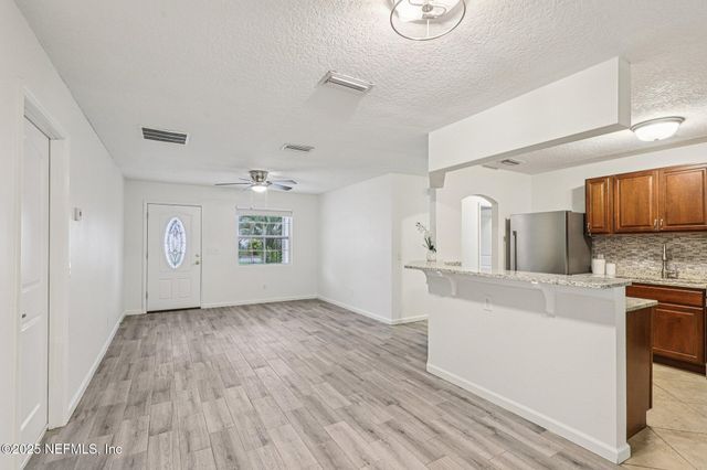 2574 LOFBERG Drive, Jacksonville, FL 32216