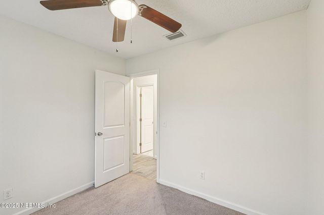 2574 LOFBERG Drive, Jacksonville, FL 32216