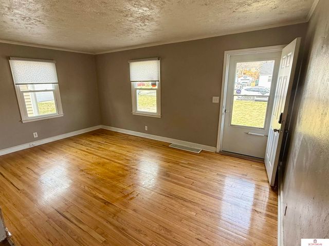 2753 Sharon Drive, Omaha, NE 68112