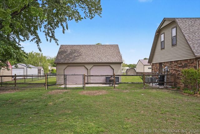 9121 N 145th East Avenue, Owasso, OK 74055