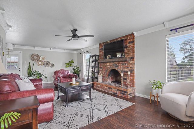 9121 N 145th East Avenue, Owasso, OK 74055