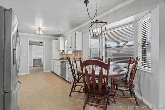 9121 N 145th East Avenue, Owasso, OK 74055