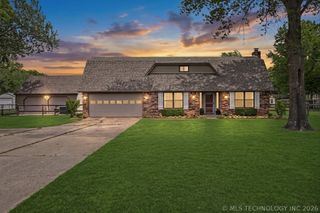 9121 N 145th East Avenue, Owasso, OK 74055