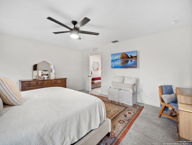 5484 Rue Girard, Converse, TX 78109