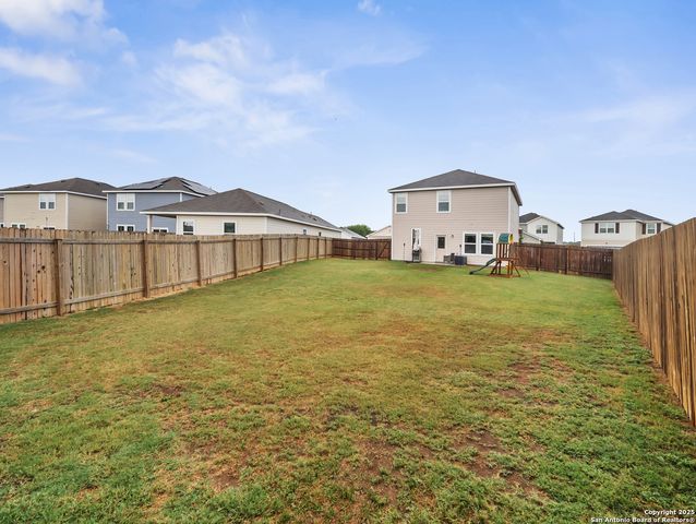 5484 Rue Girard, Converse, TX 78109