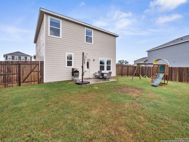 5484 Rue Girard, Converse, TX 78109