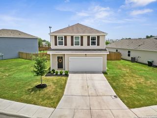 5484 Rue Girard, Converse, TX 78109