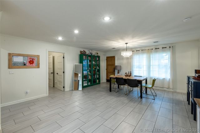 101 W 6th Street, Claremore, OK 74017