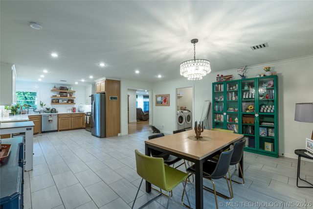101 W 6th Street, Claremore, OK 74017