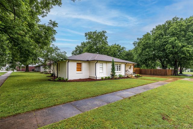 101 W 6th Street, Claremore, OK 74017