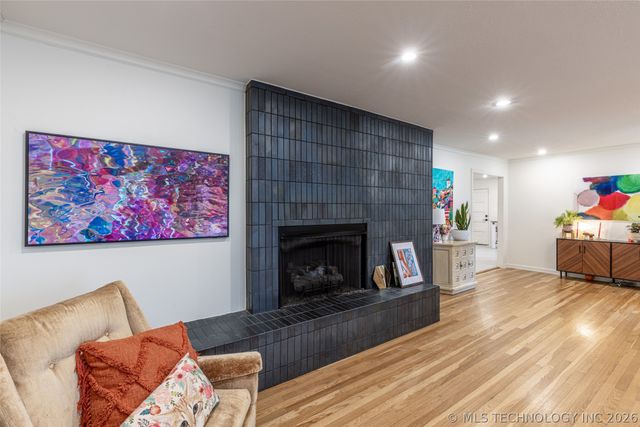 101 W 6th Street, Claremore, OK 74017