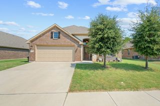 574 Balboa Trail, Azle, TX 76020