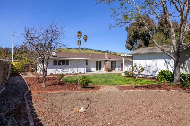 20091 Portola Drive, Salinas, CA 93908