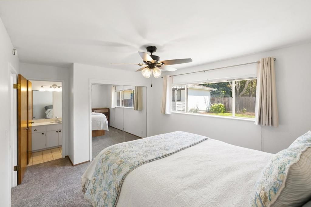 Image 15 of property listing at 20091 Portola Drive, Salinas, CA 93908