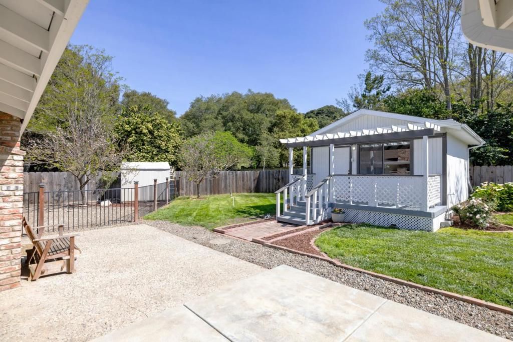 Image 3 of property listing at 20091 Portola Drive, Salinas, CA 93908