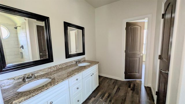 409 Giles Street, Mineola, TX 75773