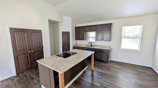 409 Giles Street, Mineola, TX 75773