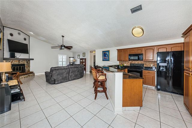 6804 SEAFAIRER DRIVE, Tampa, FL 33615