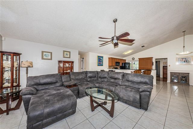 6804 SEAFAIRER DRIVE, Tampa, FL 33615