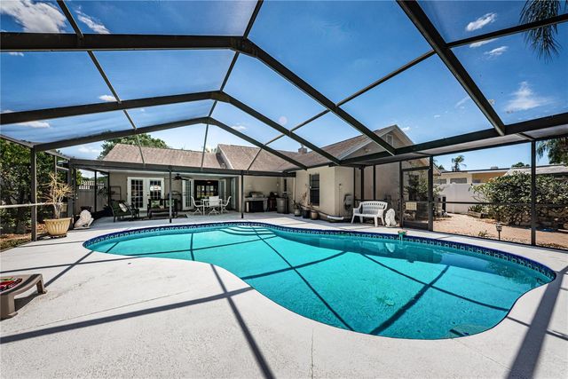 6804 SEAFAIRER DRIVE, Tampa, FL 33615