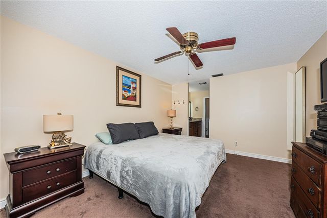 6804 SEAFAIRER DRIVE, Tampa, FL 33615