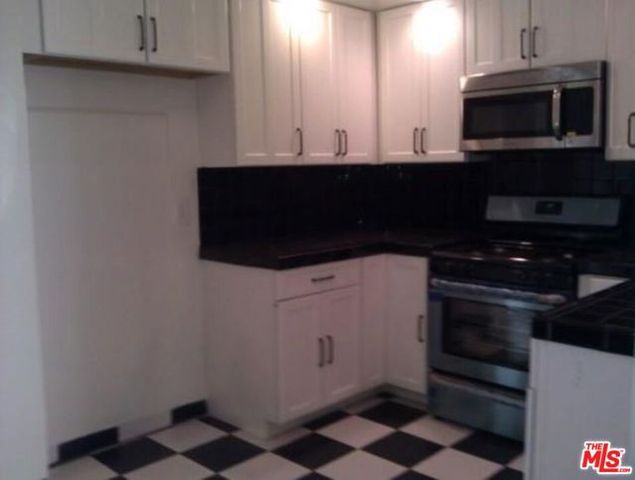 1134 Orange Grove Avenue, Glendale, CA 91205