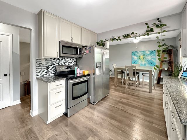 2402 Birch Lane, Rolling Meadows, IL 60008