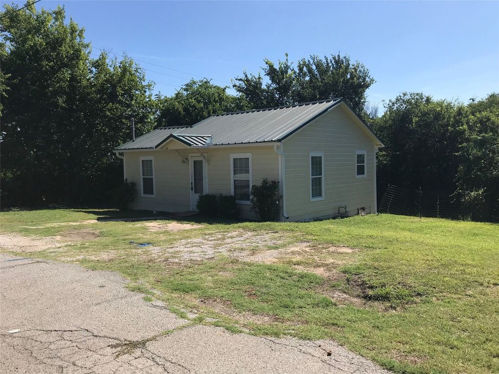 416 Shannon Street, Weatherford, TX 76086