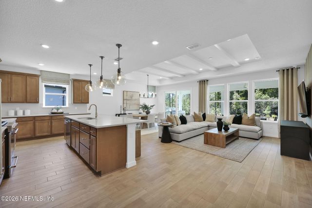 33 SEAPLANE Court, St. Johns, FL 32259