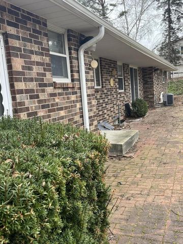 3385 Bradee ROAD, Brookfield, WI 53005