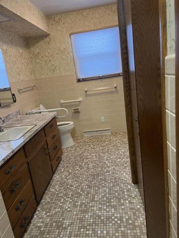 3385 Bradee ROAD, Brookfield, WI 53005