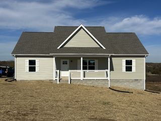 2649 Oak Knob Rd, Lafayette, TN 37083