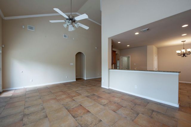 46 N Planchard Circle, The Woodlands, TX 77382