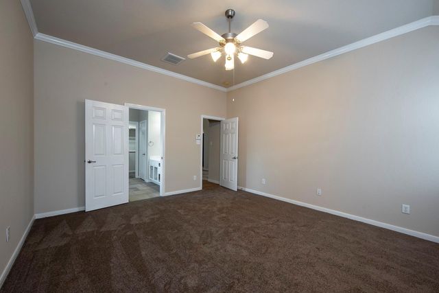 46 N Planchard Circle, The Woodlands, TX 77382