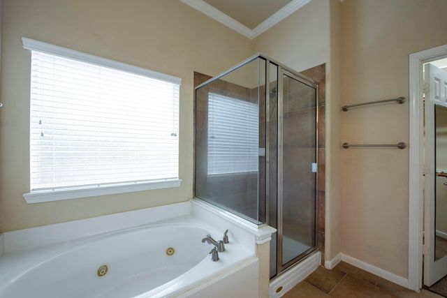 46 N Planchard Circle, The Woodlands, TX 77382