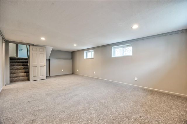 10009 Grandview Drive, Overland Park, KS 66212