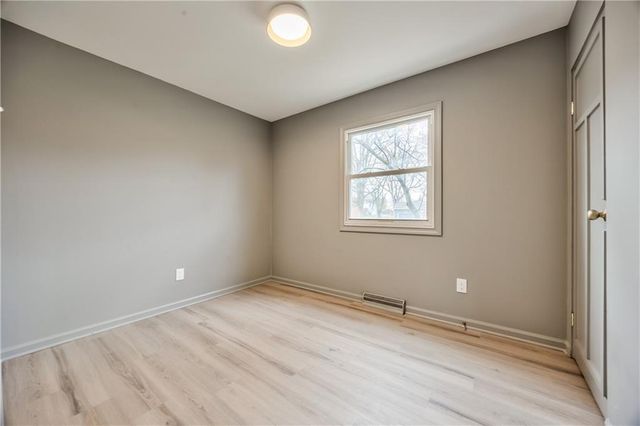 10009 Grandview Drive, Overland Park, KS 66212