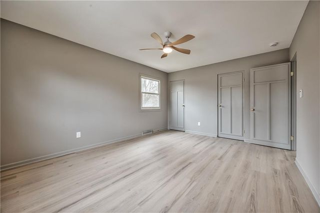 10009 Grandview Drive, Overland Park, KS 66212