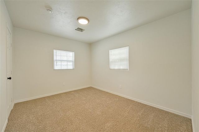 9817 NE 7th Street, Oklahoma City, OK 73130
