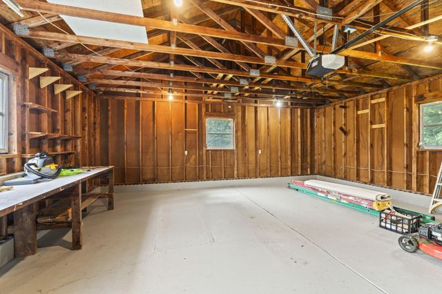 360 N Bird Road, Springfield, OH 45503
