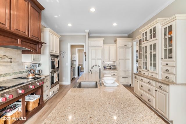 229 Grassy Point, Hertford, NC 27944