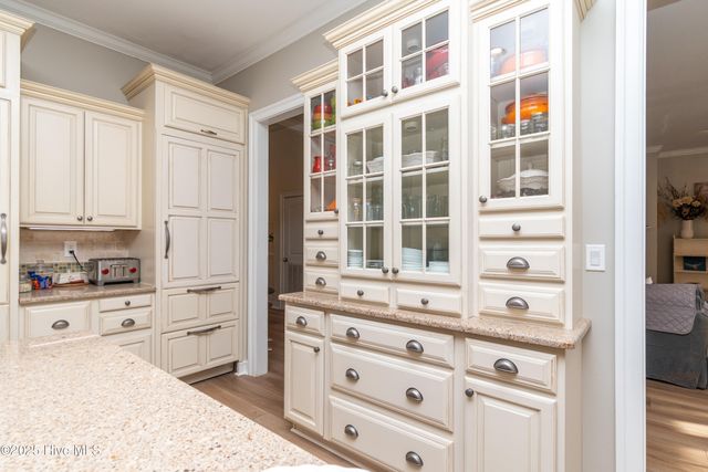 229 Grassy Point, Hertford, NC 27944