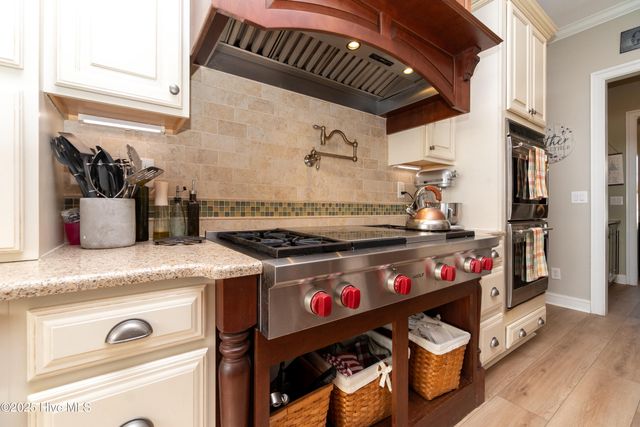 229 Grassy Point, Hertford, NC 27944