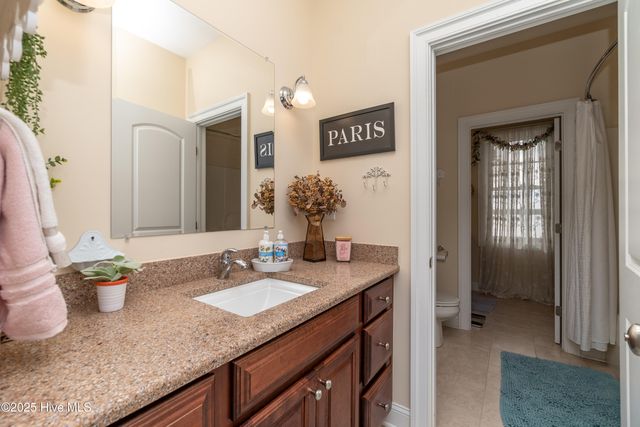 229 Grassy Point, Hertford, NC 27944