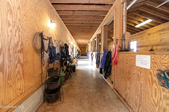 229 Grassy Point, Hertford, NC 27944