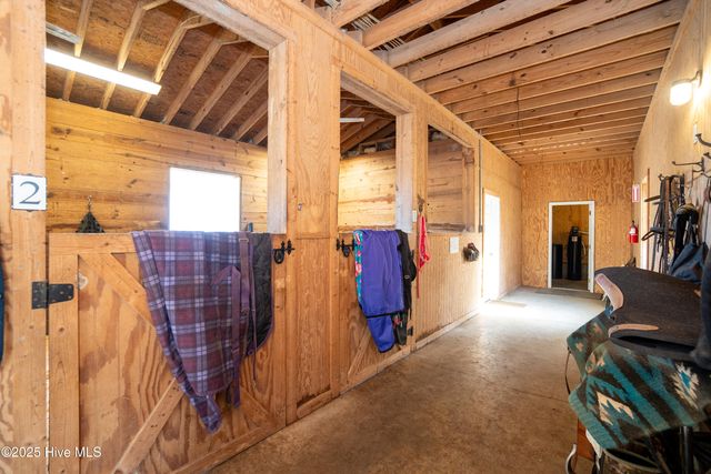 229 Grassy Point, Hertford, NC 27944