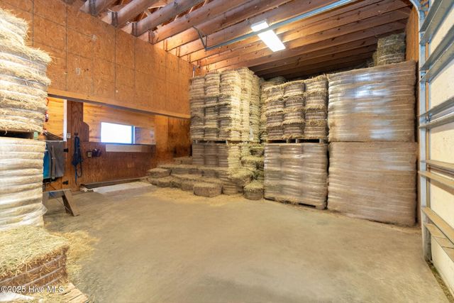 229 Grassy Point, Hertford, NC 27944