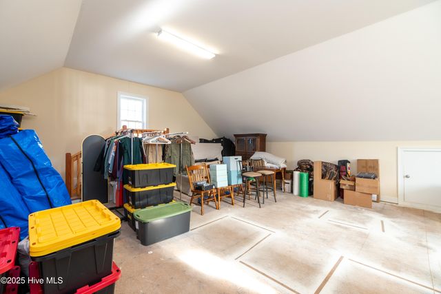 229 Grassy Point, Hertford, NC 27944