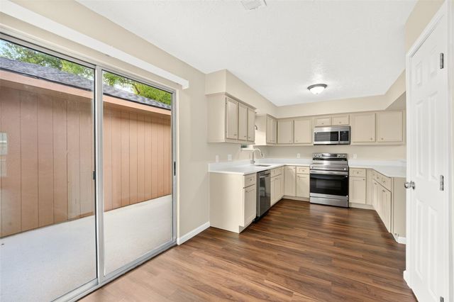 8702 Parkway Forest Drive, Houston, TX 77044